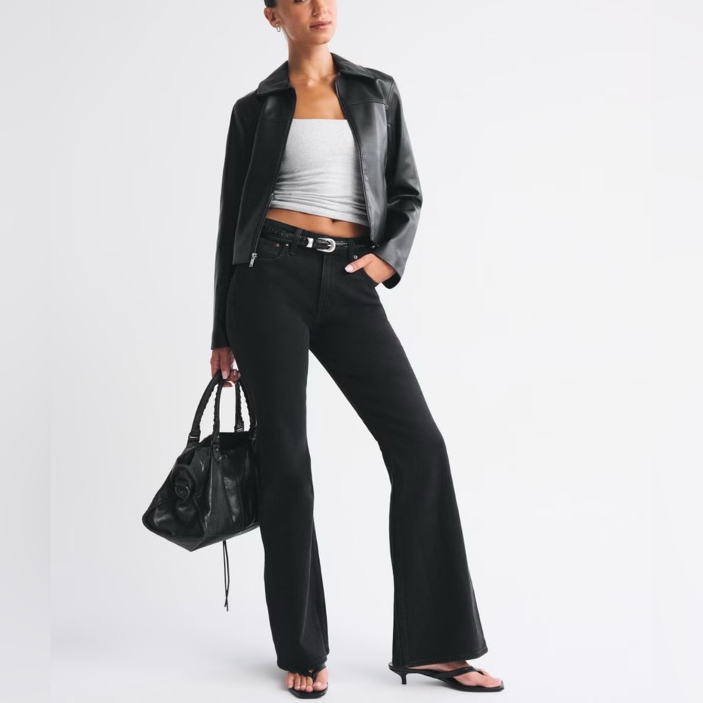 Abercrombie and Fitch Curve Love High Rise Flare Bell Bottom Jean size 2 short